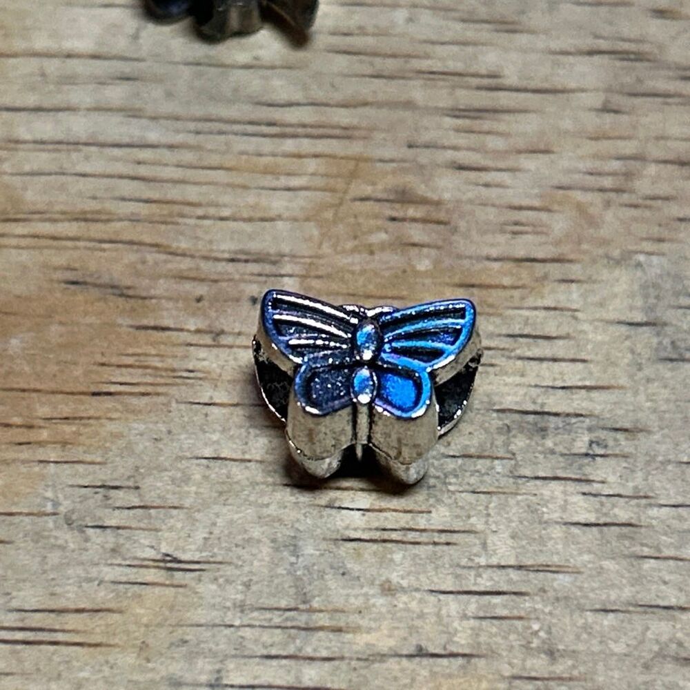 Women's Unbranded Butterfly Charm, One Size, Silver & Blue